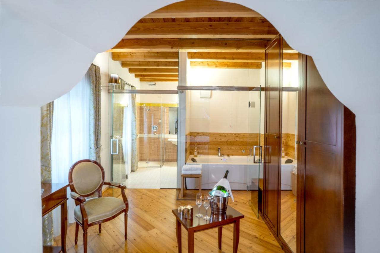 Palazzo Lodron Bertelli. Dimora Storica & Spa Caderzone Exterior foto