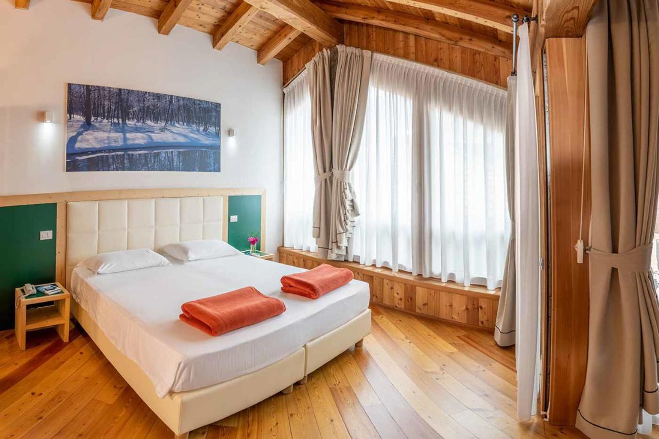Palazzo Lodron Bertelli. Dimora Storica & Spa Caderzone Exterior foto