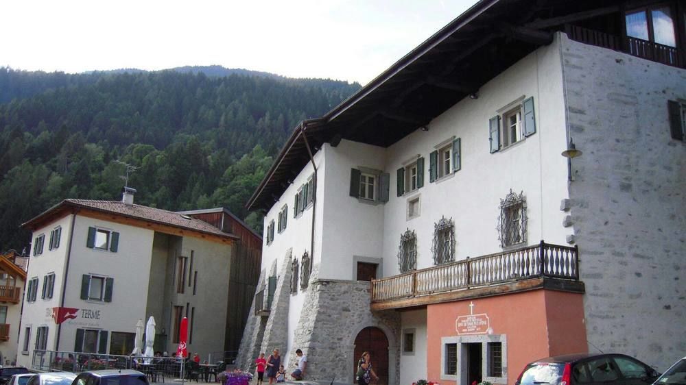 Palazzo Lodron Bertelli. Dimora Storica & Spa Caderzone Exterior foto